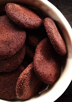 Una foto de Galletitas de chocolate con harina de arroz y maicena (SIN GLUTEN, SIN LACTOSA Y ECONÓMICAS)