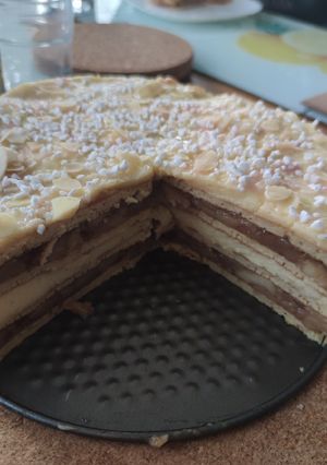 Almás-vaníliás palacsintatorta recept fotója