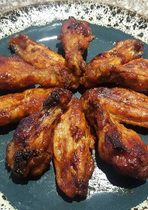 Una foto de Alitas BBQ. En horno