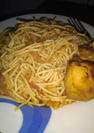 A picture of Pasta Nd grilled chicken.
