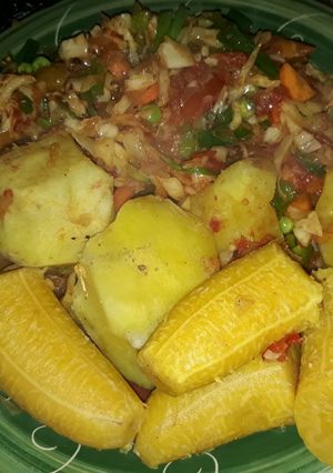 A picture of Boil fresh Potatoes and ripe plantain with veggis.