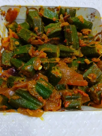 Easy Steps to Make Bhindi do pyaza which So Delicious