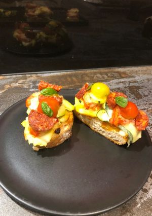 Une photo de Tartines de légumes grillés