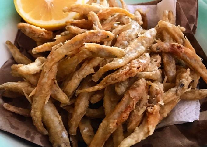 Step-by-Step Guide to Prepare Award-winning Pescaítos Fritos (Andalusian Style Deep Fried Baby Fish)