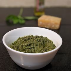 A picture of Pesto.