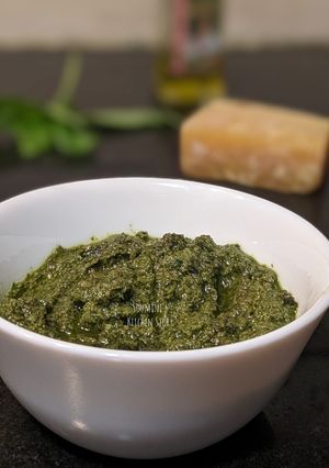 A picture of Pesto.