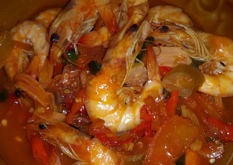 Langkah Mudah untuk Membuat Udang asam manis pedas, Bikin Ngiler