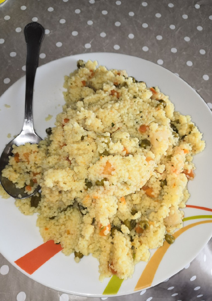 Una foto de Cous Cous con menestra