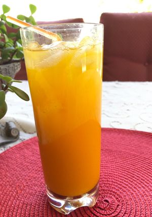 A picture of Turmeric Iced Drinks.