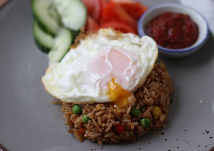 Steps to Make Super Quick Homemade Nasi Goreng 🍚