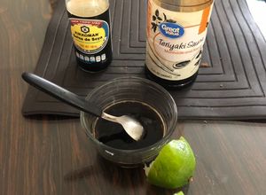 Una foto de Salsa de soya para sushi