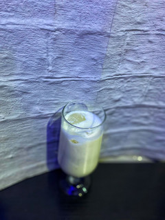 A picture of Banana smoothie.