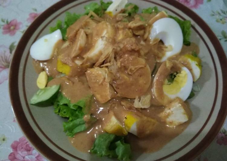 makanan Gado-gado komplit #BikinRamadanBerkesan yang Enak Banget