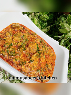 A picture of Okra and egusi soup.