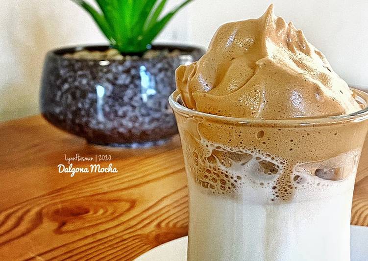 Cara Gampang Membuat Dalgona Mocha Anti Gagal