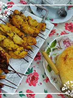 عکسی از دستور جوجه کباب زعفرونی خونگی