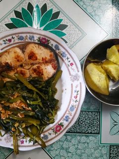 Hình của món Cá hú áp chảo rau muống xào tỏi (Eat clean).