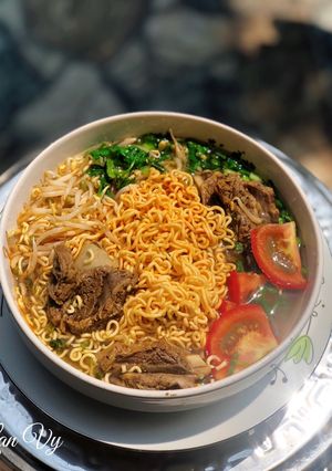 Hình của món Mì sườn bò.