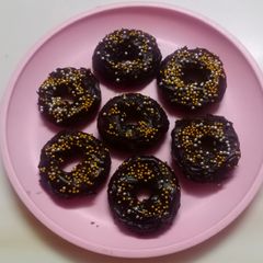 A picture of Chocolate Donut.