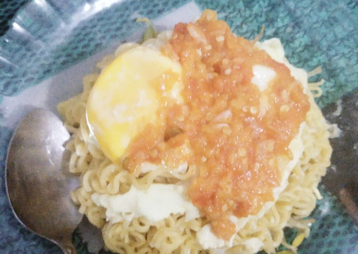 Mie goreng geprek