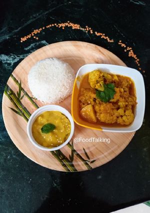 A picture of Masoor Dal Gobhi Masala.