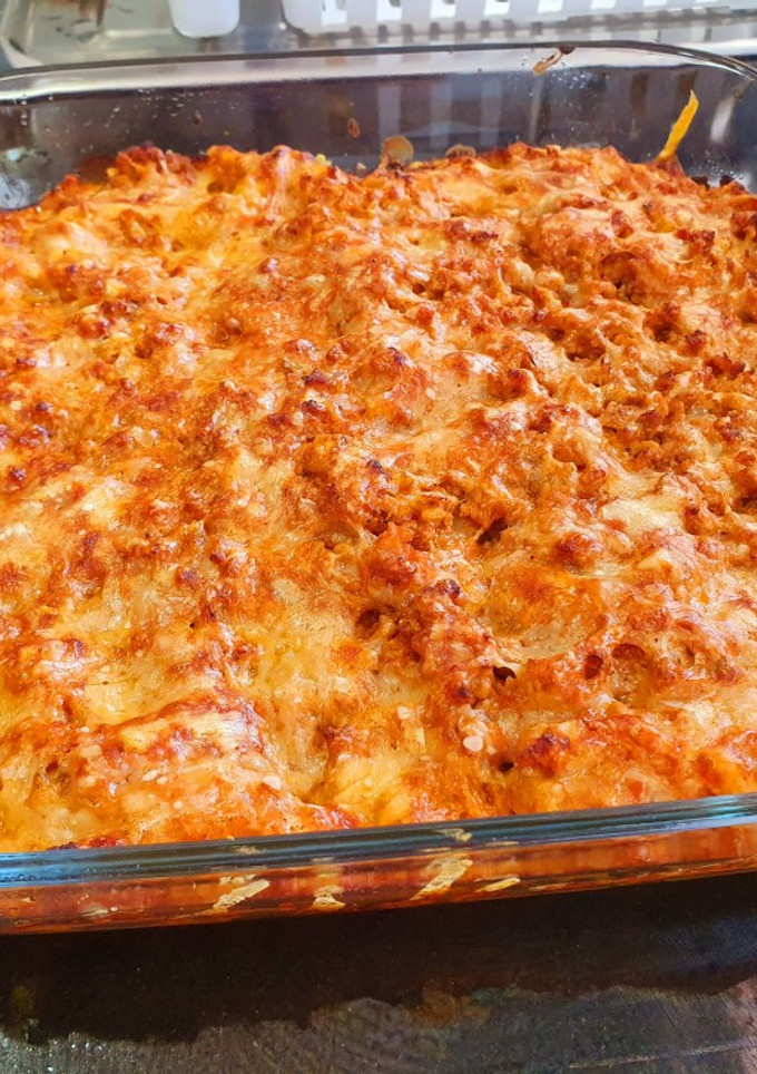 Una foto de Lasaña súper fácil con bechamel súper fácil también