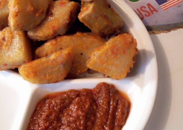 Simple Way to Make Favorite Crispy Fried Yam with Stew