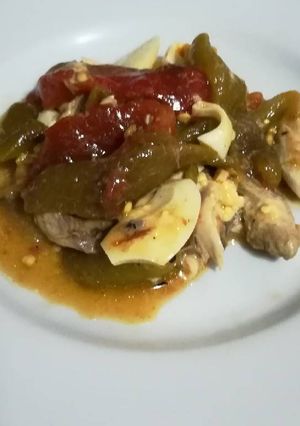 Una foto de Pimientos asados con caballa