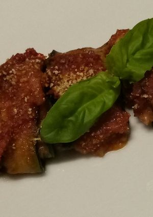 A picture of Involtini di zucchine courgette rolls.