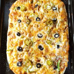 A picture of Thin Crust Fajita Pizza 🍕.