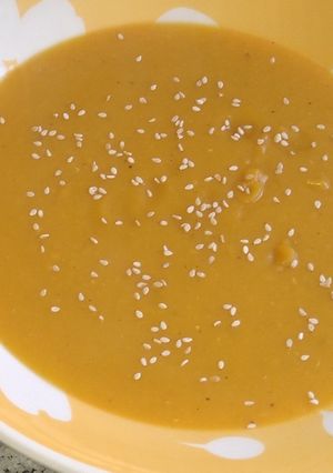 Una foto de Sopa crema calabaza y berenjena