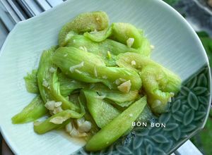 Hình của món Bạc Hà Xào Tỏi Chay.