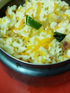 கேரட் சாதம்(carrot rice recipe in tamil) செய்முறை முக்கிய புகைப்படம்
