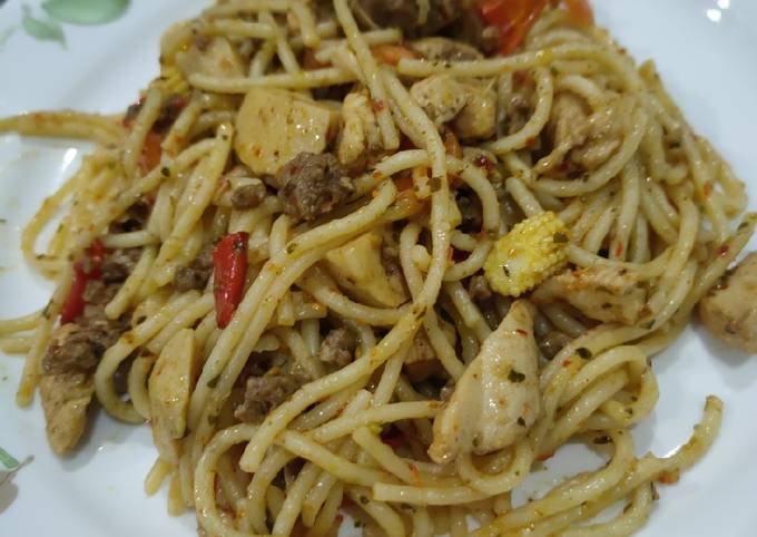 Simple Way to Prepare Mario Batali Spaghetti aglio olio