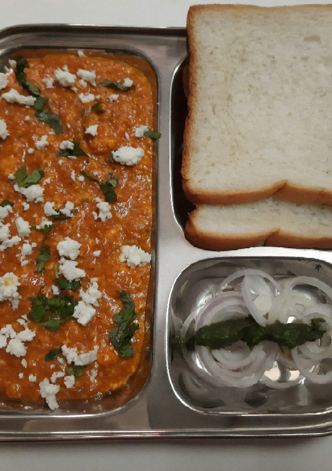 પનીર ભુરજી (Paneer Bhurji recipe in Gujarati) રેસીપી મુખ્ય ફોટો
