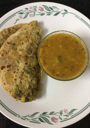 A picture of North Indian style Aloo Gobi Methi Stuffed Paratha.