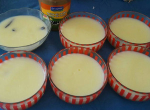 Una foto de Postre crema de maicena