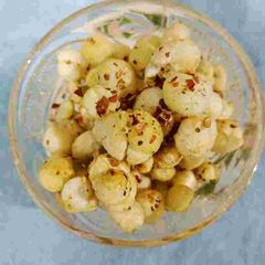A picture of Sweet Salty Makhana.