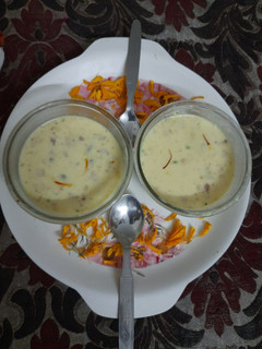 बासुंदी (basundi recipe in Hindi) रेसिपी मुख्य फोटो