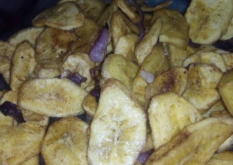 Simple Way to Prepare Favorite Matoke chips