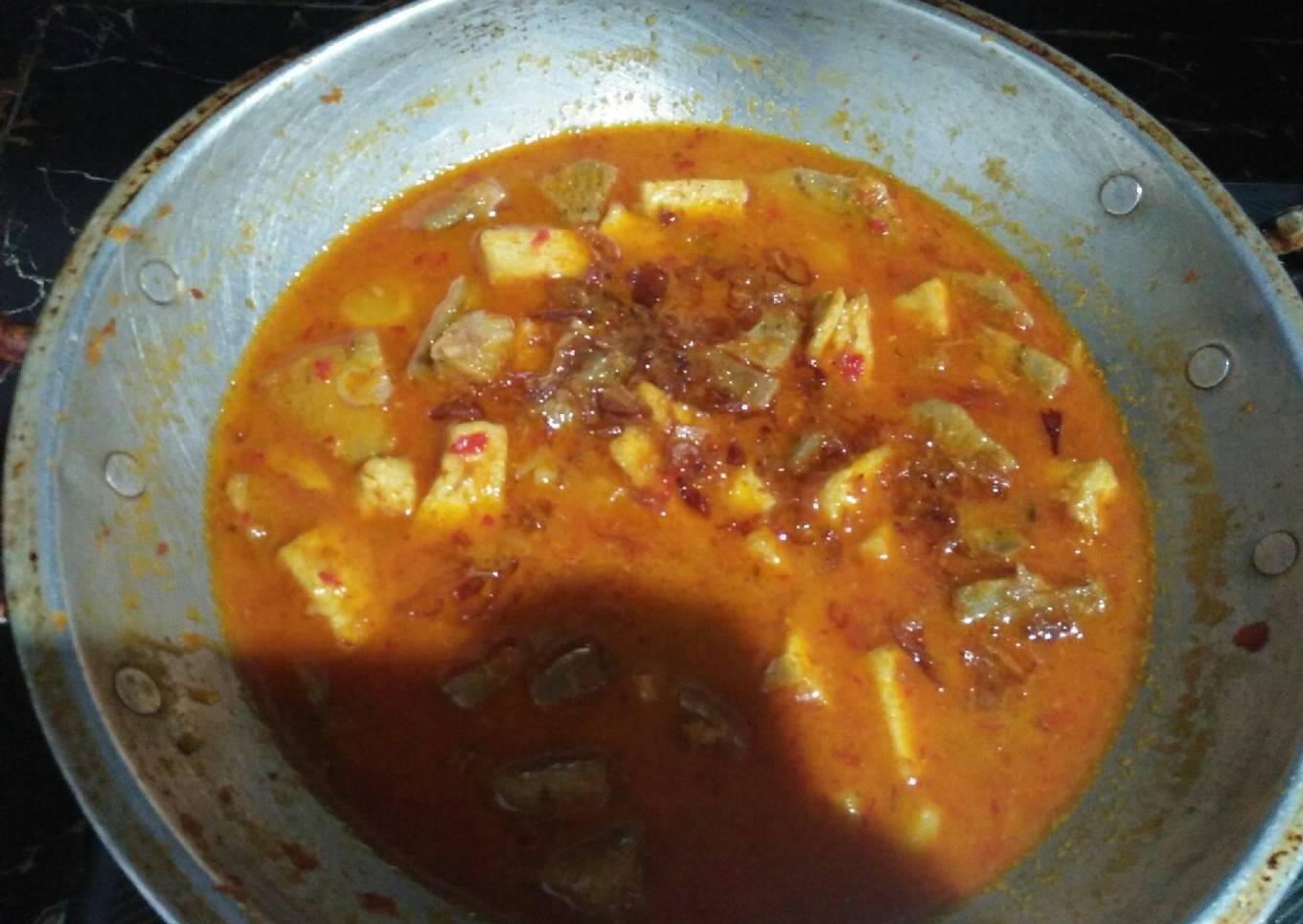 Sayur kluwih dengan potongan tahu