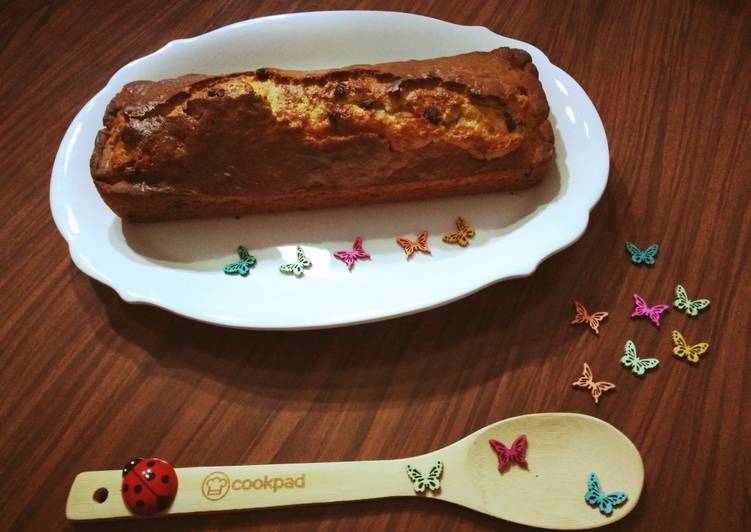 Plumcake con yogurt al pistacchio e gocce di cioccolato