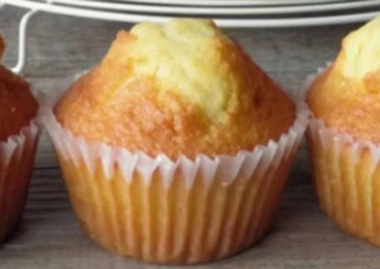 Soft orange cupcakes with frosting