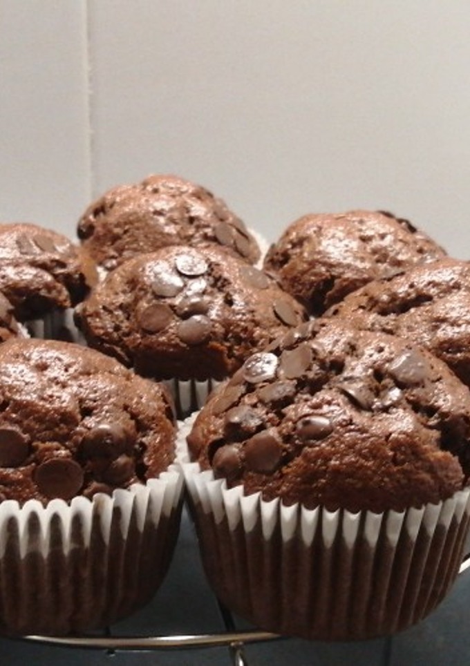 Una foto de Magdalenas de chocolate con pepitas