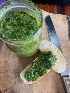 Una foto de Salsa Schug