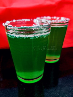 કચ્ચા આમ શોટ(Kaccha aam shot recipe in gujarati) રેસીપી મુખ્ય ફોટો