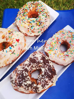 A picture of Creamy cheese Doughnuts.