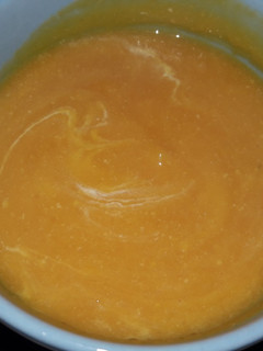 Una foto de Sopa crema de calabaza(esta sopa la hacia mi mamá)