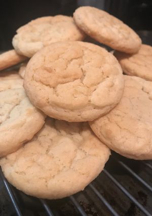 A picture of Sugar Cookies.