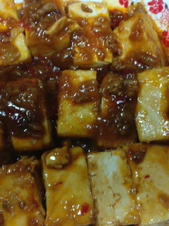 Una foto de Comida china: Tofu agripicante con salsa de soja